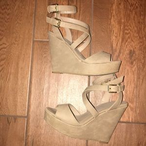Chinese Laundry Tan Wedges